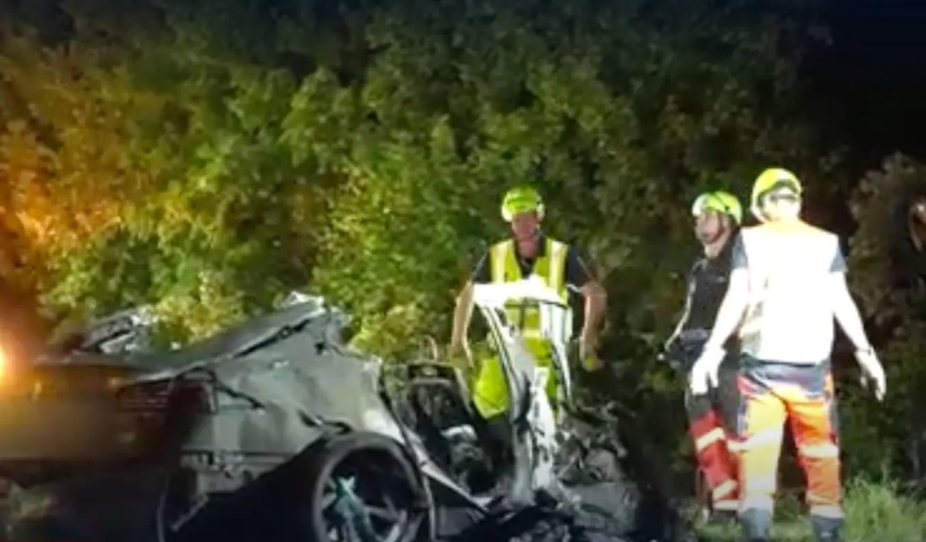 4d36cd2770b2849e52da6ea45692f234