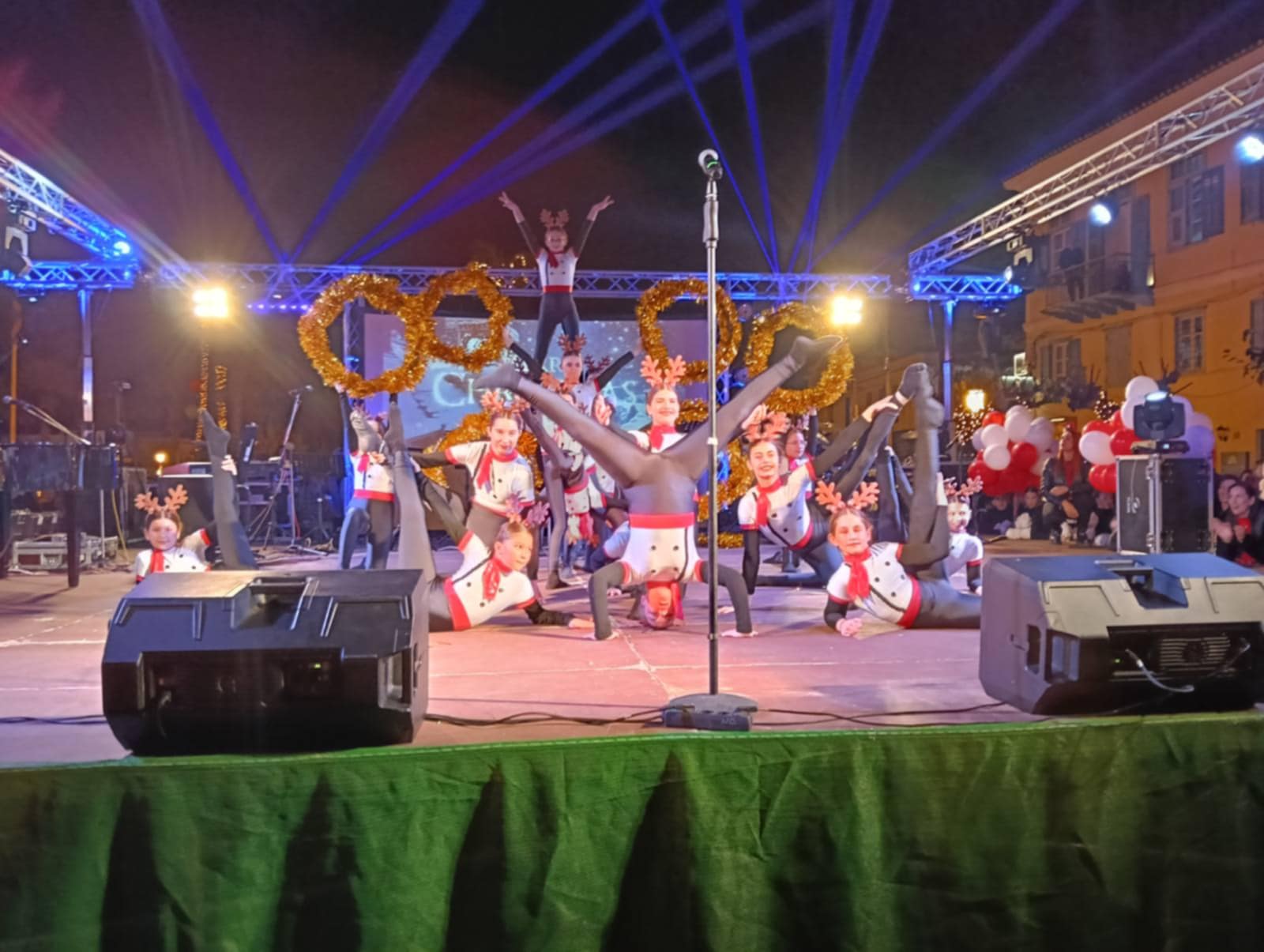 2307fd3a 2044 42d6 9e10 09ad9b4f7993