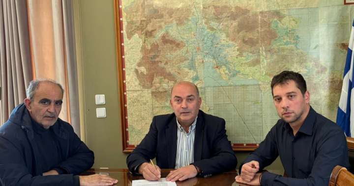 Yπογραφή σύμβασης για τον ηλεκτροφωτισμό της επαρχιακής οδού Πορτοχέλι – Κόστα